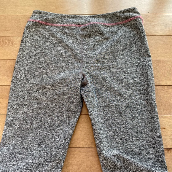 Roots Junior tights size XXL 13-14 yrs old grey with pink stitching - Picture 5 of 5